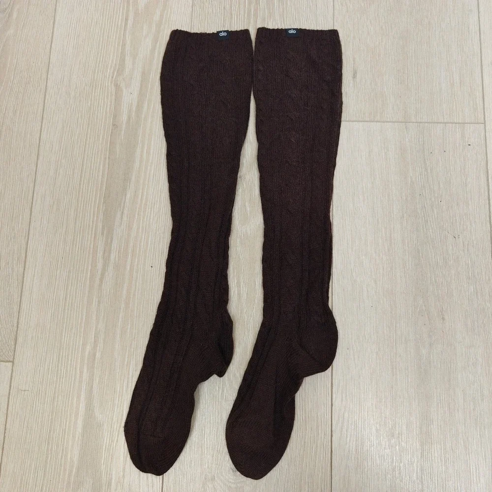 Alo Yoga Womens Goddess Socks OS Espresso Brown Cable Knit Balletcore